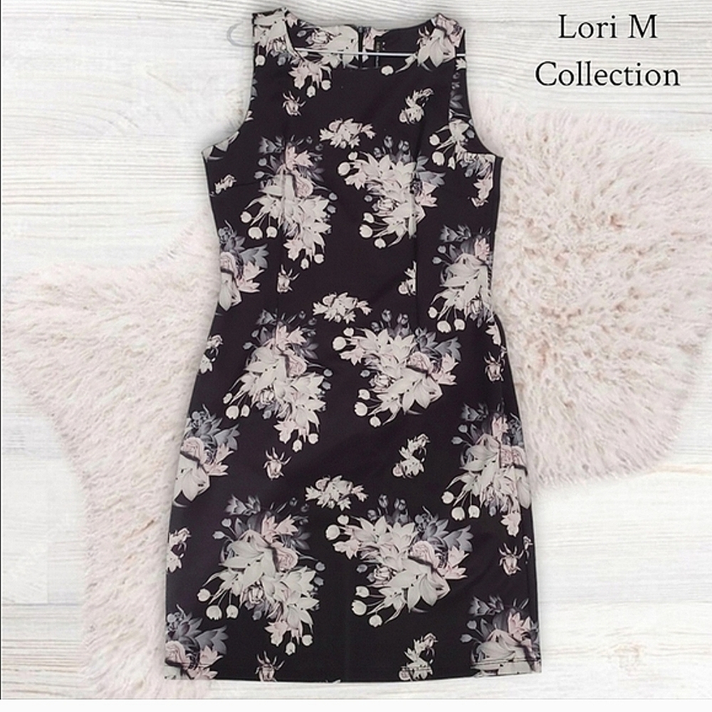 Lori M Collection Floral Shift Dress- Large
